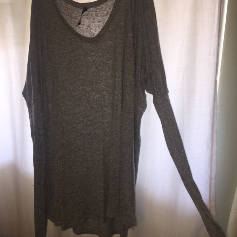 Brandy Melville sweater